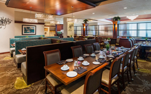 Best Western Plus The Arden Park Hotel