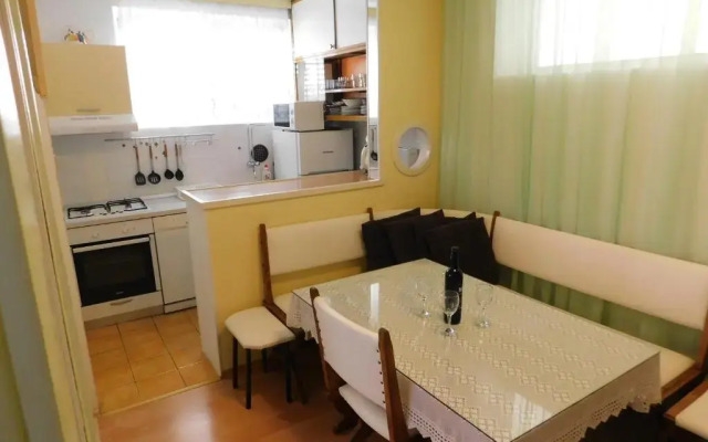 Apartment Doni