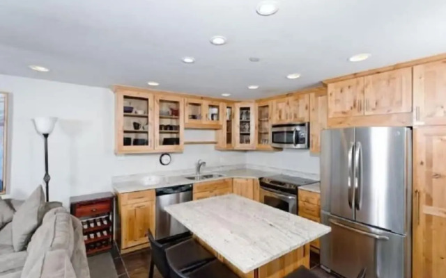 Snowmass_village_3bd_gen_c