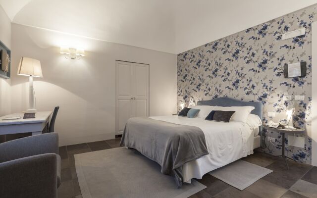 Locanda Don Serafino Historical Boutique Hotel