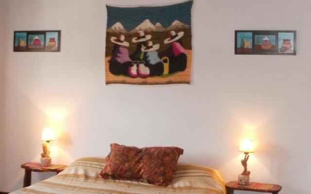 Hostal Amancay