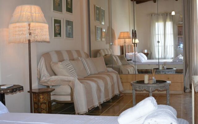 Alekos Beach Houses - Natura Verde