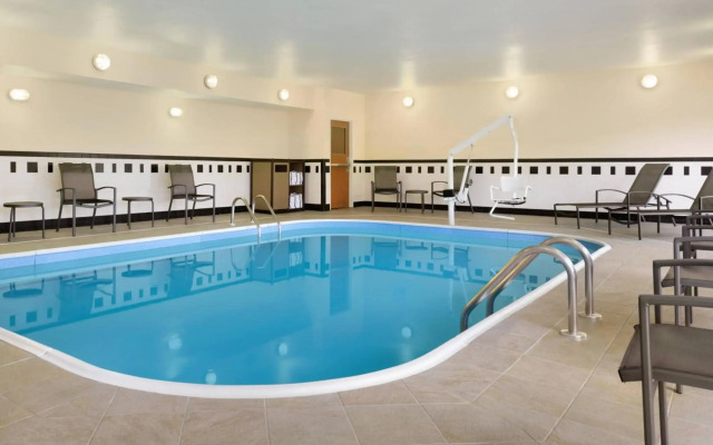 Fairfield Inn by Marriott Kankakee Bourbonnais
