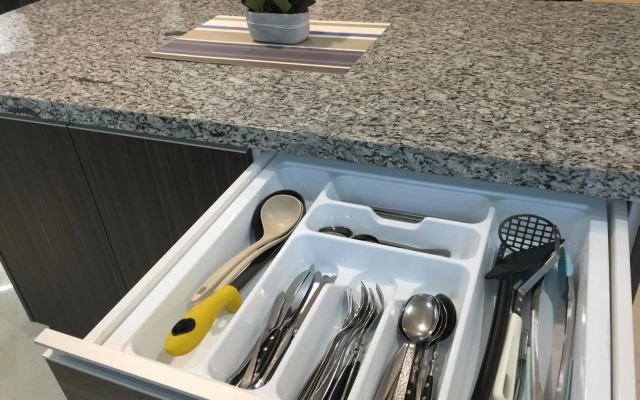 2775 sqf Sunset Luxury Condo