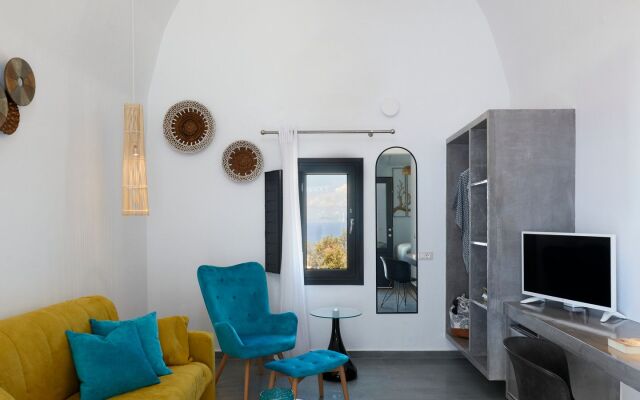 Oia Suites