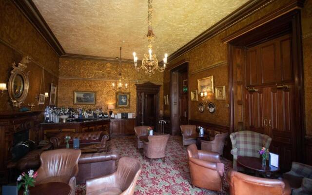 Macdonald Norwood Hall Hotel