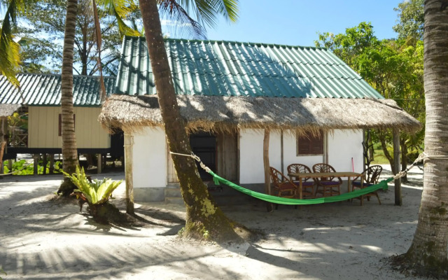 Palm Beach Bungalow Resort
