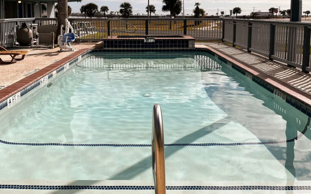Blue Wave Inn