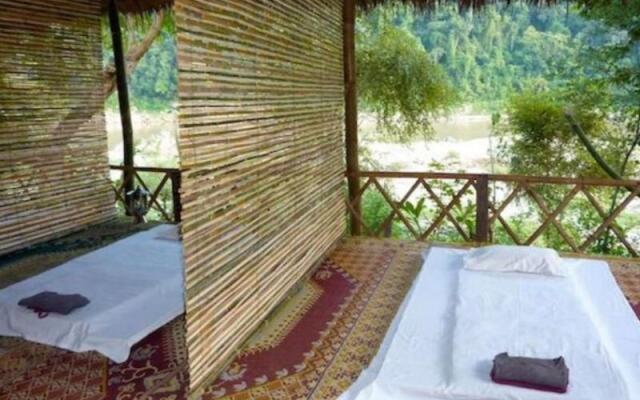 Kamu lodge Hotel