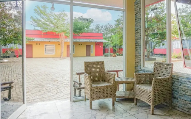 OYO Life 93342 Yasmine Guesthouse Syariah