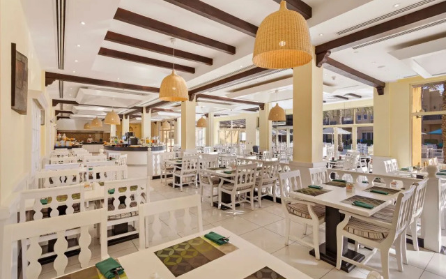 Al Hamra Residences Hotel Apartment