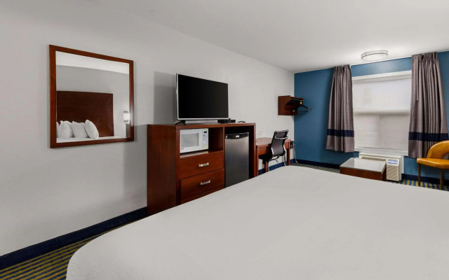 SureStay Plus by Best Western Brooks