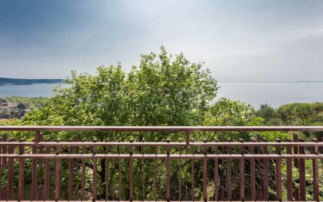 Strada del Friuli Sea View and Terrace
