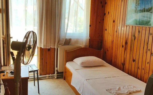Yali Otel