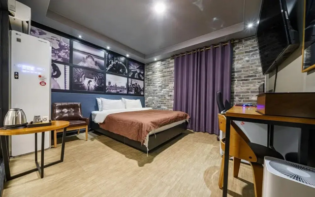 Wonju Two Days Hotel