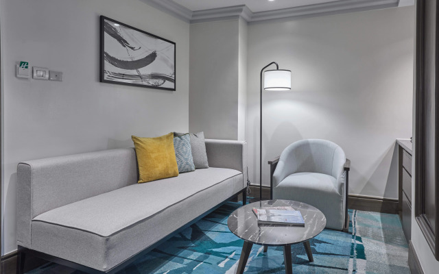 Holiday Inn & Suites Manila Galleria by IHG