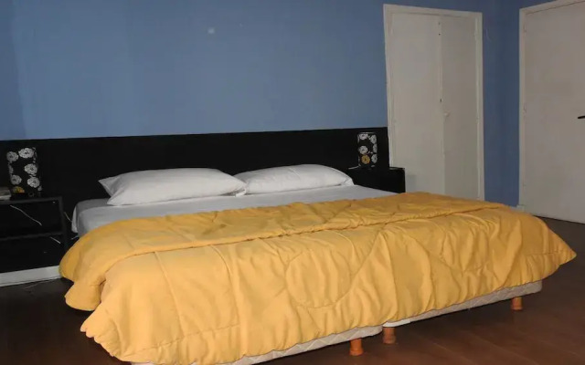 24 11 Petit Hotel