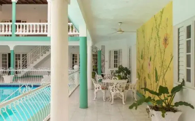 Diamond Villas And Suites