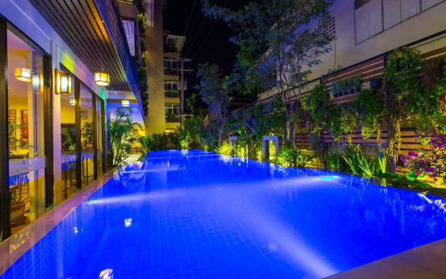 Chiang Mai Waroros Boutique Hotel