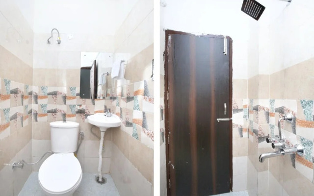 OYO 15620 Hotel Dynasty