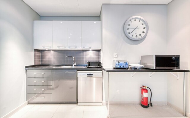 Maison Privee - MP Demo Silverene B-201