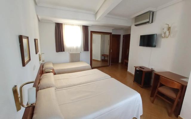 Hotel ELE Acueducto