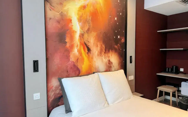 Nebula Hotel by INE'S