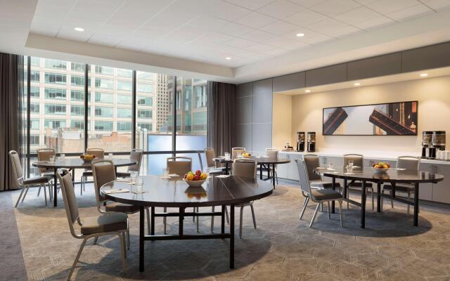 Hampton Inn Chicago West Loop Fulton Market Area