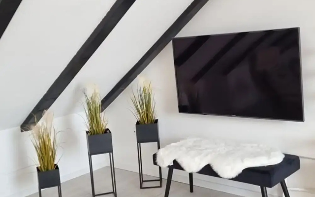See & So Modern Retreat