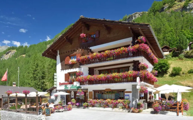 Hôtel Les Mélèzes