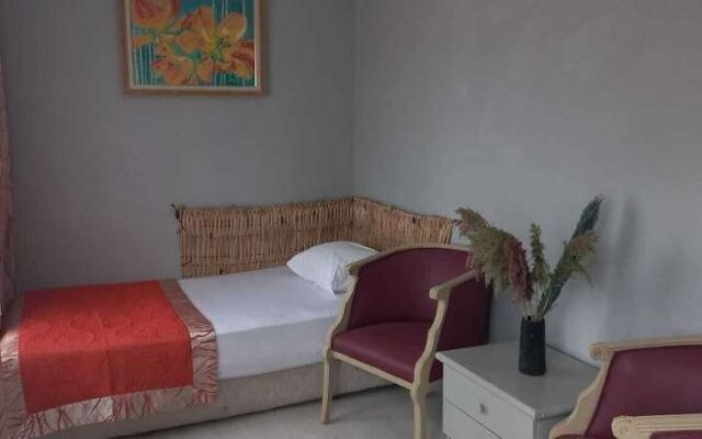 Mert Hotel