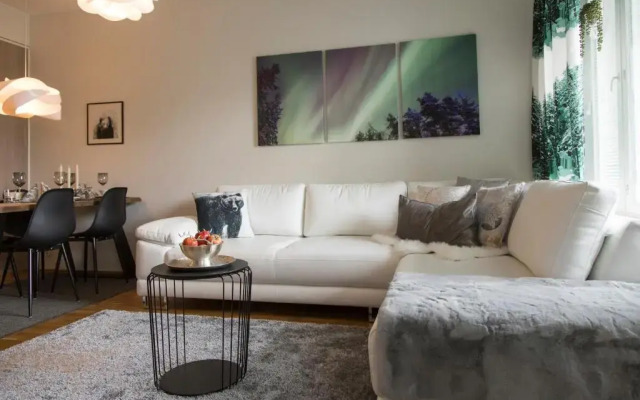 Tuomas´ luxurious suites, Nouka