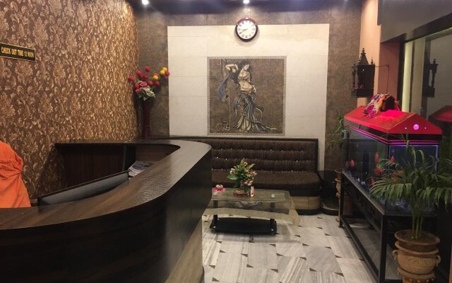 Om Guest House