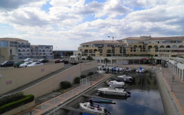 Appartement Sète, 2 Pièces, 4 Personnes - Fr-1-338-82