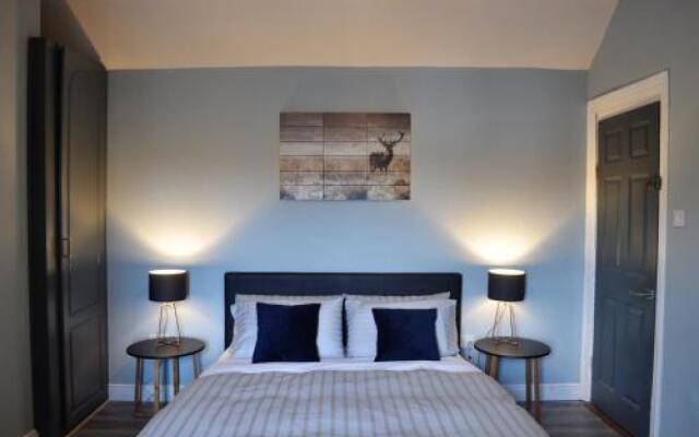 Blue Gardenia Inn