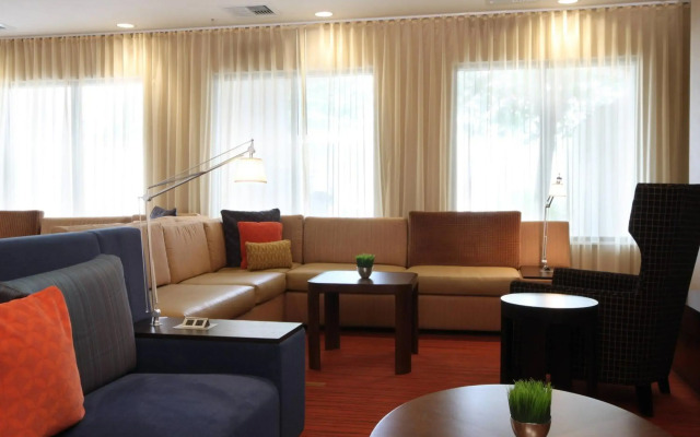 Courtyard by Marriott Salinas Monterey