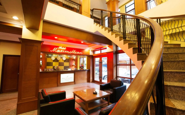 Maximillian Hotel