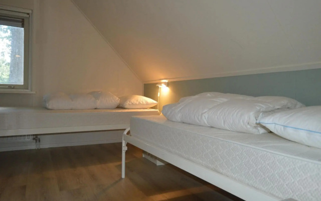 Comfortable Holiday Home in Lemele with Terrace