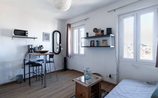 Studio for 2 Prefecture Neighborhood