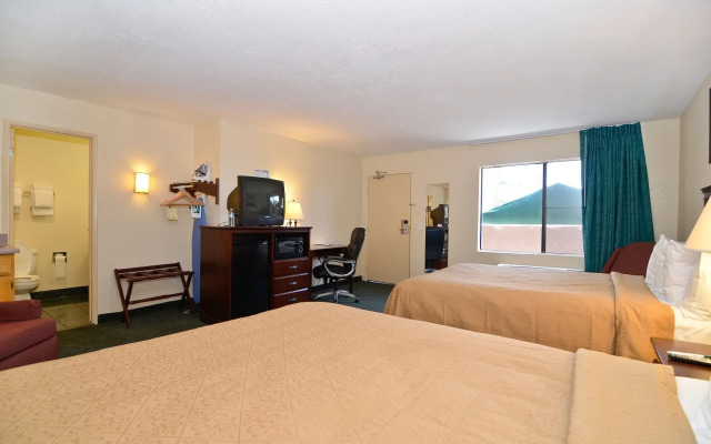 Quality Inn San Diego I-5 Naval Base