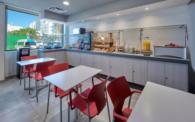 City Express Junior by Marriott Cancun