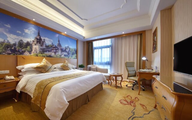 Vienna Hotel Shanghai Yangpu Wujiaochang