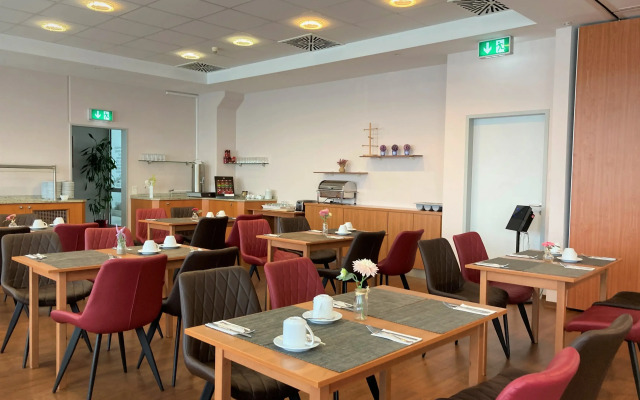Amedia Express Passau Trademark Collection by Wyndham