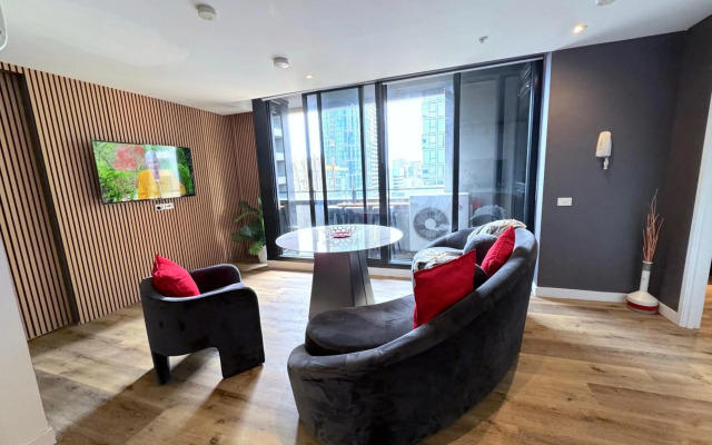 Aura on Flinders Serviced Apartments