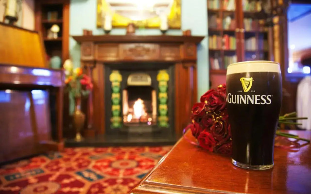 Best Western Woodenbridge Hotel & Lodge