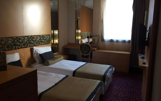 Отель Marmara Hotel Budapest
