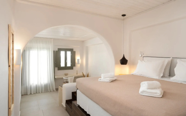 Melidron Hotel & Suites