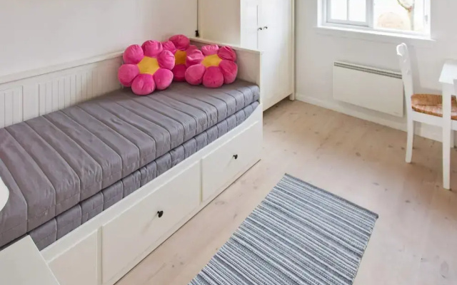 6 Person Holiday Home in Rude