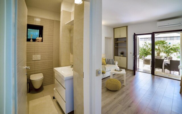 Awesome Apartment in Primosten With Wifi and 2 Bedrooms