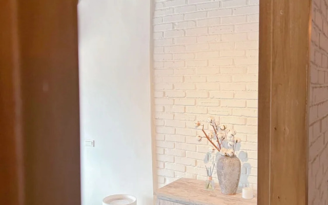 Moonlight Home Stay  For 2-12 persons